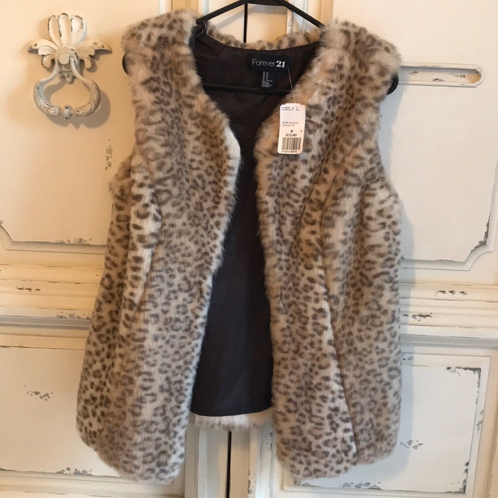 Forever 21 leopard vest